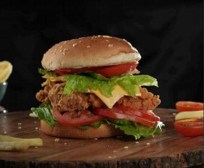 SRIRACHA CHICKEN BURGER
